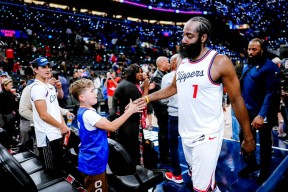 华体会hth-雄鹿与快船热身赛上演大对决