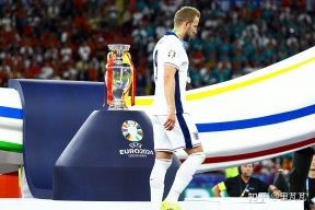 华体会hth-莱比锡险胜巴黎圣日耳曼，萨拉赫扑点救主德甲的简单介绍