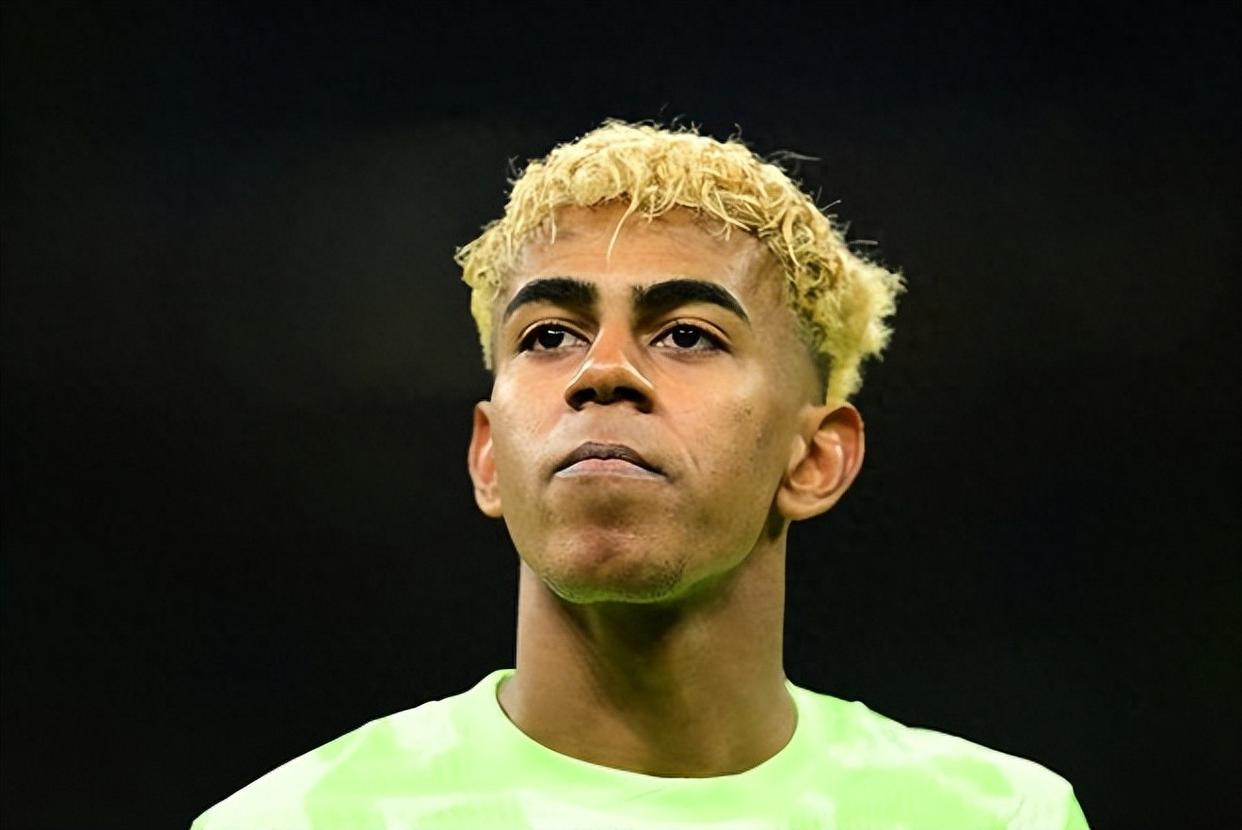 华体会体育-本菲卡力克多特蒙德，姆巴佩乌龙送礼西甲的简单介绍  第1张